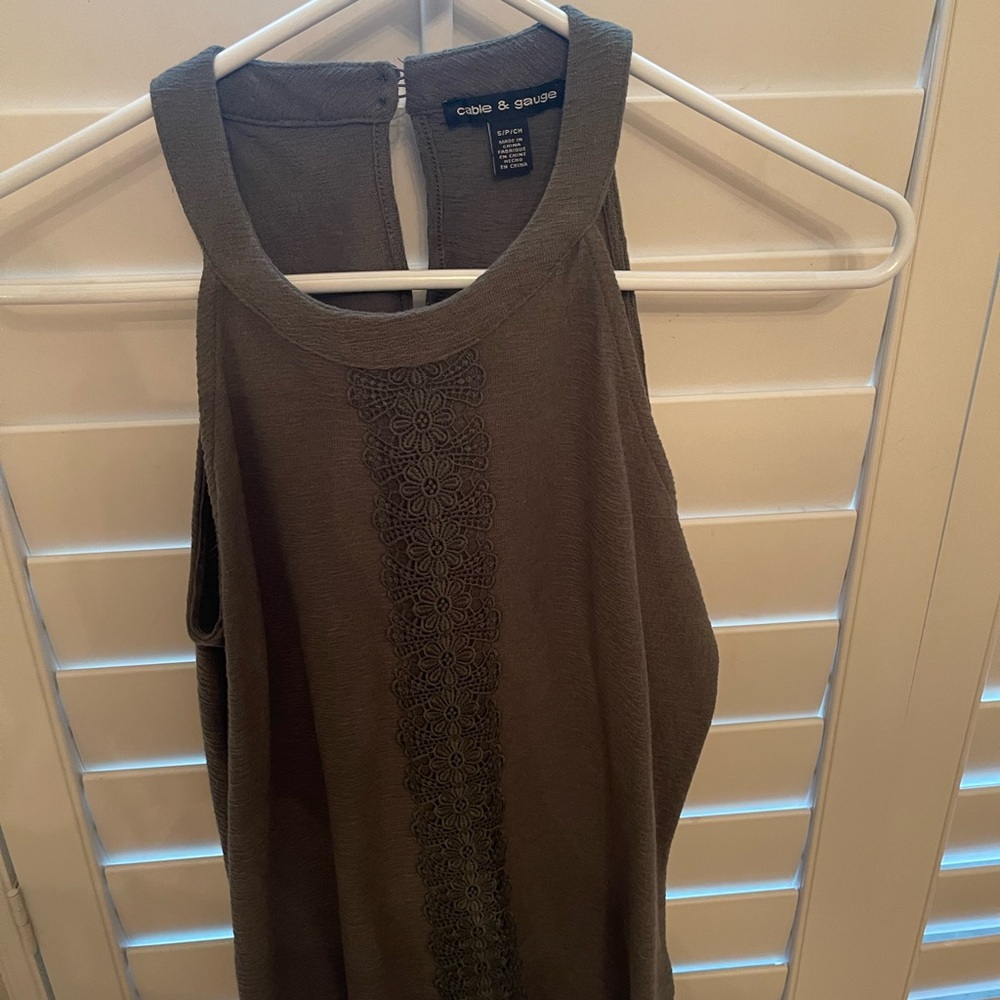 Cable & Gauge Olive Sleeveless Top